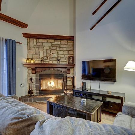 Les Manoirs Wpool & Hot Tub Near Village 120-8 Mont-Tremblant Bagian luar foto
