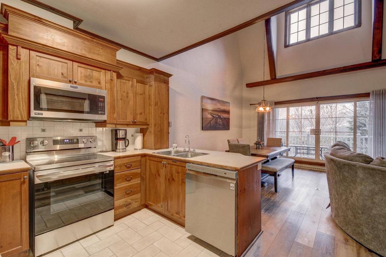 Les Manoirs Wpool & Hot Tub Near Village 120-8 Mont-Tremblant Bagian luar foto